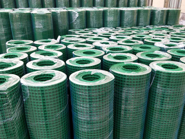 Immersion welded mesh